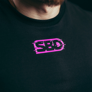 Nova コンペティションTシャツ