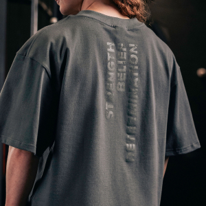 Forge オーバーサイズ Tシャツ